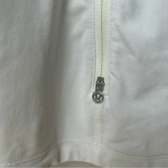 Lululemon half-Zip Jacket - Picture 5 of 9